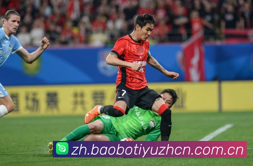 知名人物与凯泽斯劳滕历史渊源及影响力专题观察:最新赛事动态与深度分析 知名人物与凯泽斯劳滕历史渊源及影响力专题观察:最新赛事动态与深度分析